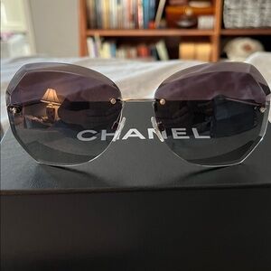 CHANEL Sunglasses Includes Box , Hard Case,soft bag, Cleaning cloth EUC